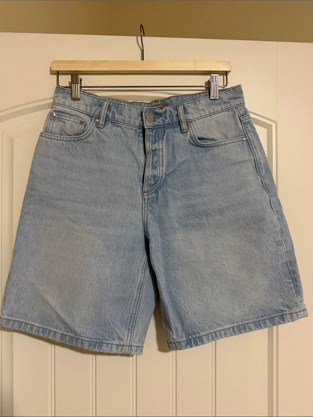 12 Storeez Women's Light Blue Denim Jean Shorts